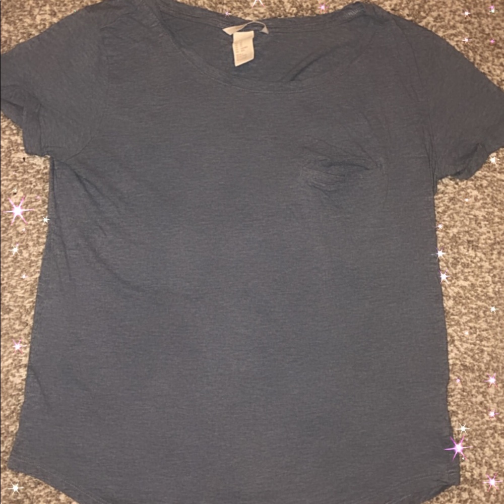 ✨super soft steel blue t-shirt✨
